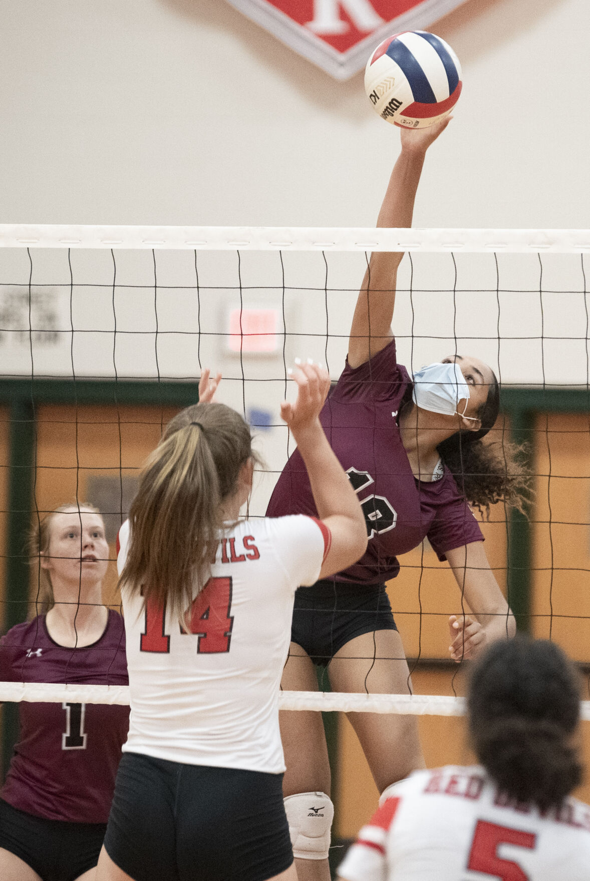 Amherst Varsity volleyball. 6.JPG